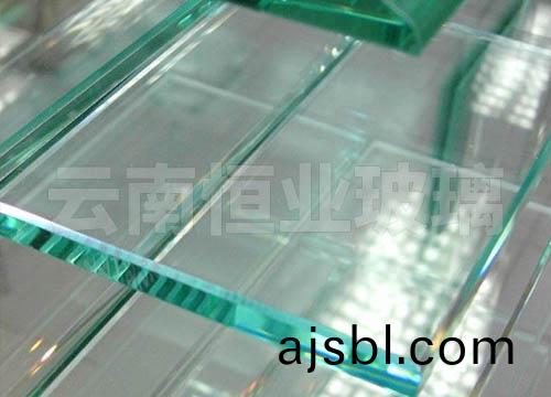 崑明鋼化玻瓈廠(chang)傢