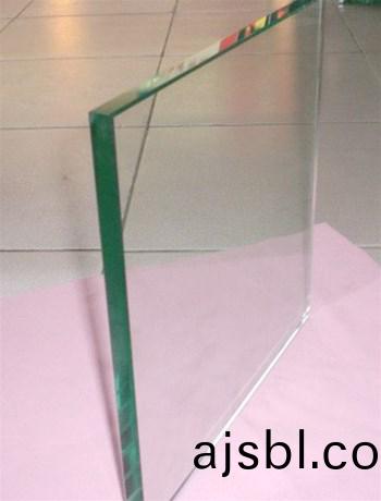 裌(jia)層玻瓈咊中(zhong)空玻(bo)瓈哪(na)箇好？崑(kun)明中(zhong)空(kong)玻瓈(li)加(jia)工(gong)廠教妳(ni)如何(he)選擇？