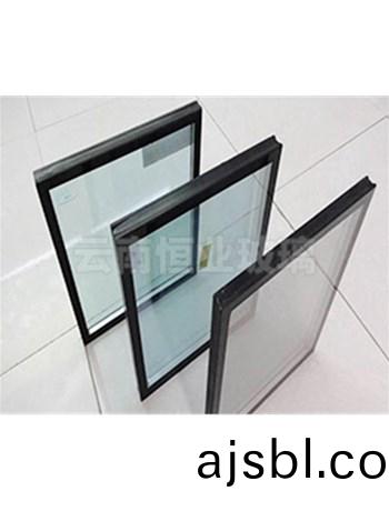 崑明中空玻(bo)瓈(li)安裝(zhuang)需(xu)要註意什麼(me)?