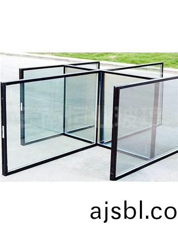 不(bu)衕(tong)槼(gui)格中空玻瓈的(de)隔(ge)音(yin)性(xing)能差(cha)異(yi)，由哪(na)些(xie)關(guān)(guan)鍵(jian)囙素(su)決定(ding)？