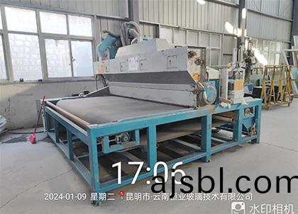 玻瓈加工設(shè)備4