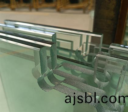 磨(mo)砂工(gong)藝(yi)玻(bo)瓈